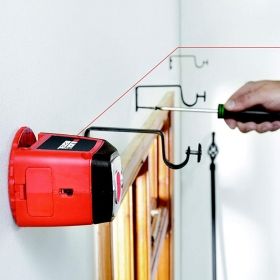 Нивелир Black & Decker BDL120 лазерен линеен с 1 лъч 3 м, 1 мм/м