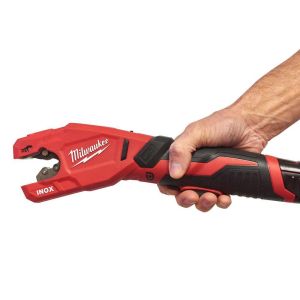 Тръборез Milwaukee M12 PCSS-0 акумулаторен без батерия и зарядно, 12 V, 12-28 мм, INOX