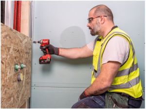 Гайковерт акумулаторен Milwaukee M18 BLIDRC-0 с безчетков двигател без батерия и зарядно, 18 V, 190 Nm, шестостен, 1/4"