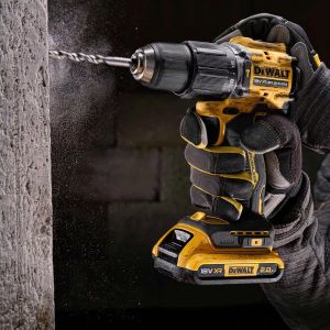 Бормашина винтоверт DeWALT DCD100YD2T акумулаторна ударна с батерия и зарядно, 18 V, 2 Ah, 68 Nm, 1.5-13 мм
