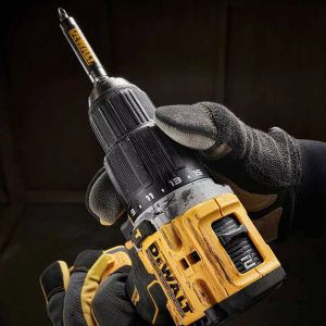 Бормашина винтоверт DeWALT DCD100YD2T акумулаторна ударна с батерия и зарядно, 18 V, 2 Ah, 68 Nm, 1.5-13 мм