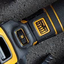 Ъглошлайф DeWALT DCG409VSNT акумулаторен без батерия и зарядно, 18 V, 125 мм, 3000-9000 об./мин 
