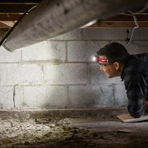 Акумулаторен челник и фенер Milwaukee IR HL450PL250