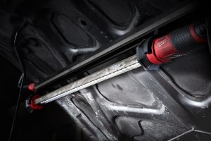 Акумулаторна лампа Milwaukee M12 UHL-0, без батерия и зарядно, 12 V, 1350 lm
